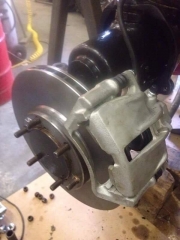 Kamo Oko Vidi 4x4 industries Volvo disc brake conversion